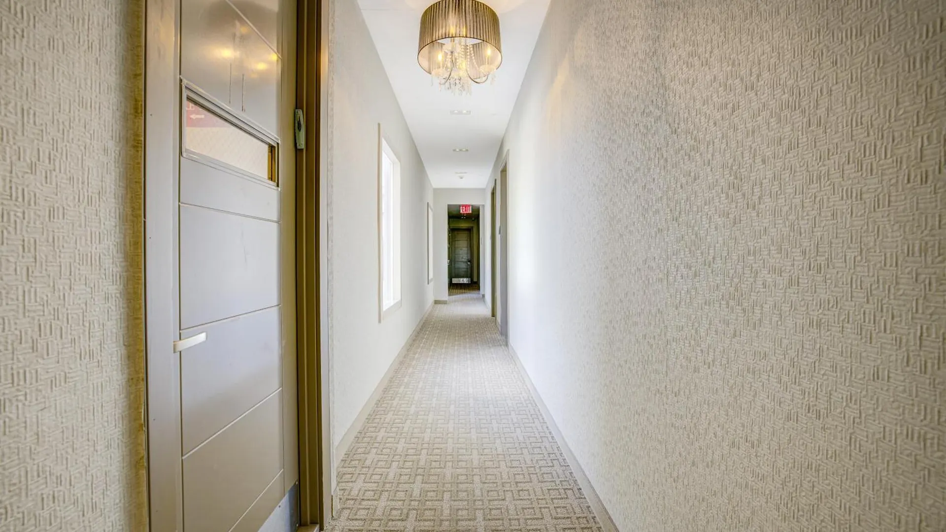Aura Hotel Brooklyn New York