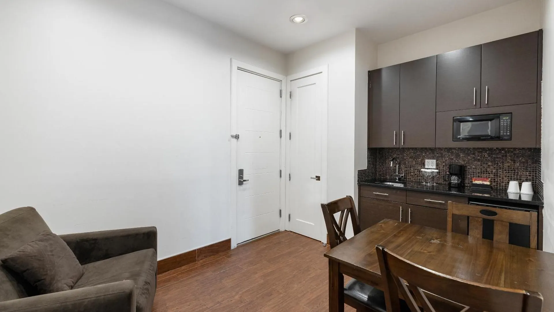 Aura Hotel Brooklyn New York 4*,