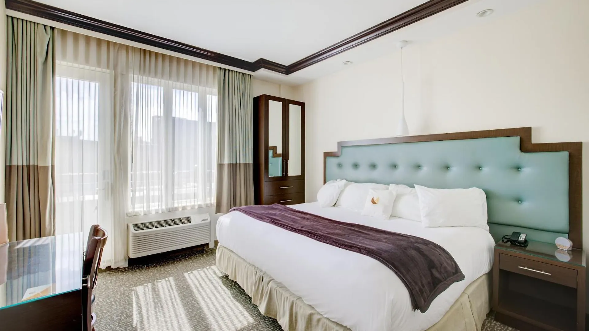 Aura Hotel Brooklyn New York 4*,  USA
