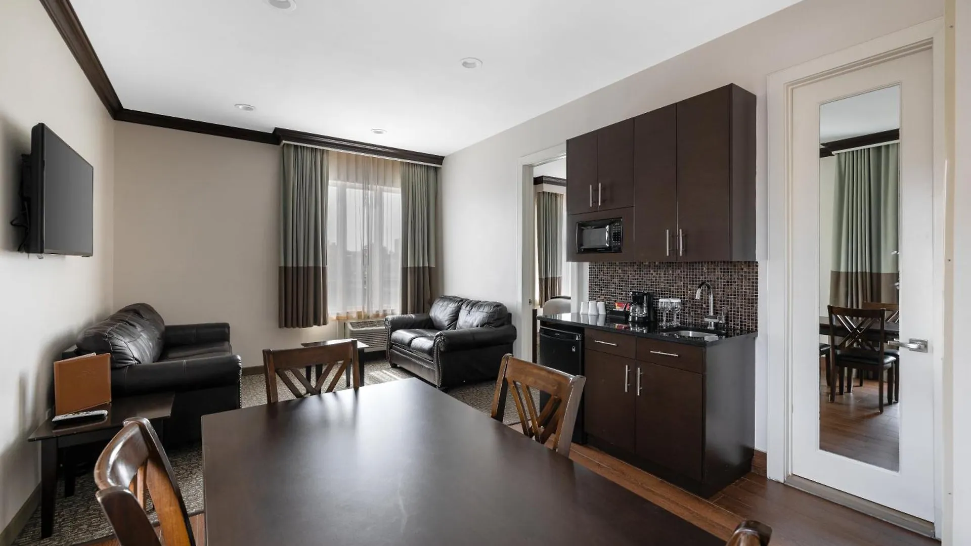 Aura Hotel Brooklyn New York