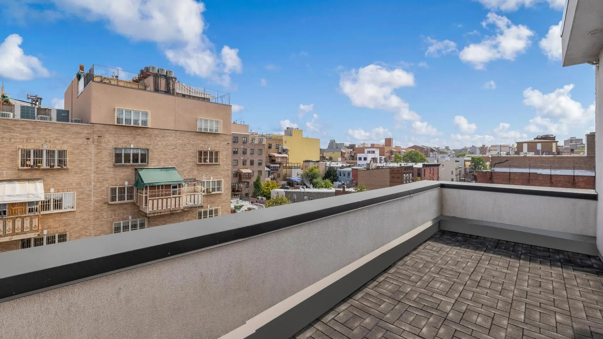 Aura Hotel Brooklyn New York