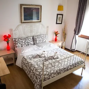 Marco E Laura Al Vaticano Bed & Breakfast Roma